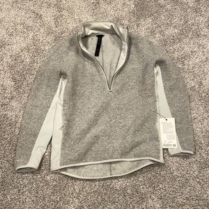 NWT Lululemon Tundra Tech 1/2 zip fleece